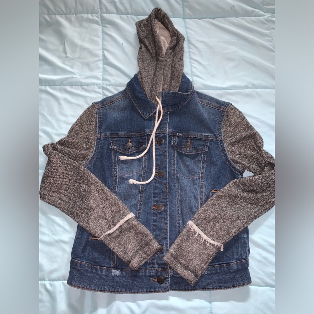Women’s Jean Jacket